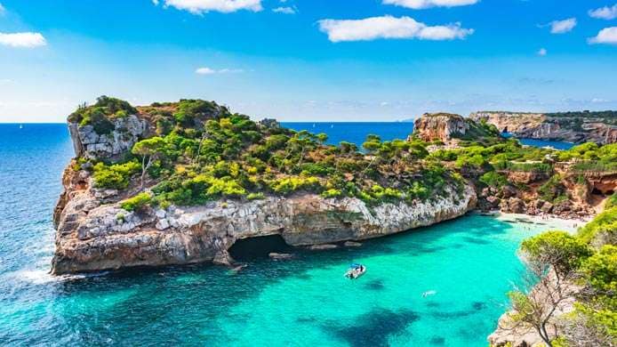 as-dez-ilhas-mais-bonitas-do-mediterr-neo-c-magazine
